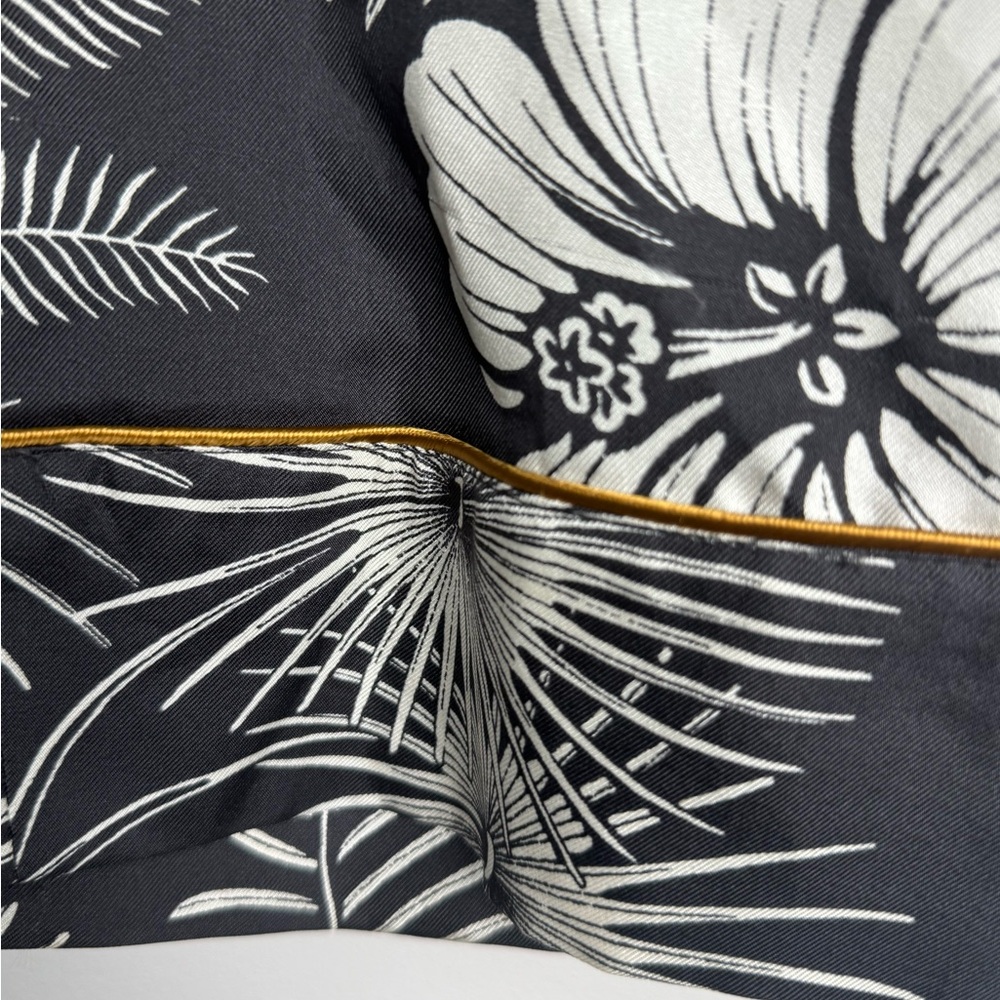 J.Crew 100% Silk Tropical Floral Pants Size 10 Black Cream Gold Piping - Picture 4 of 6